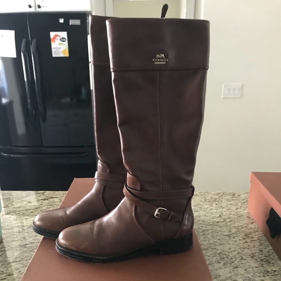 Coach Mohagany Boots - Picture 1 of 2